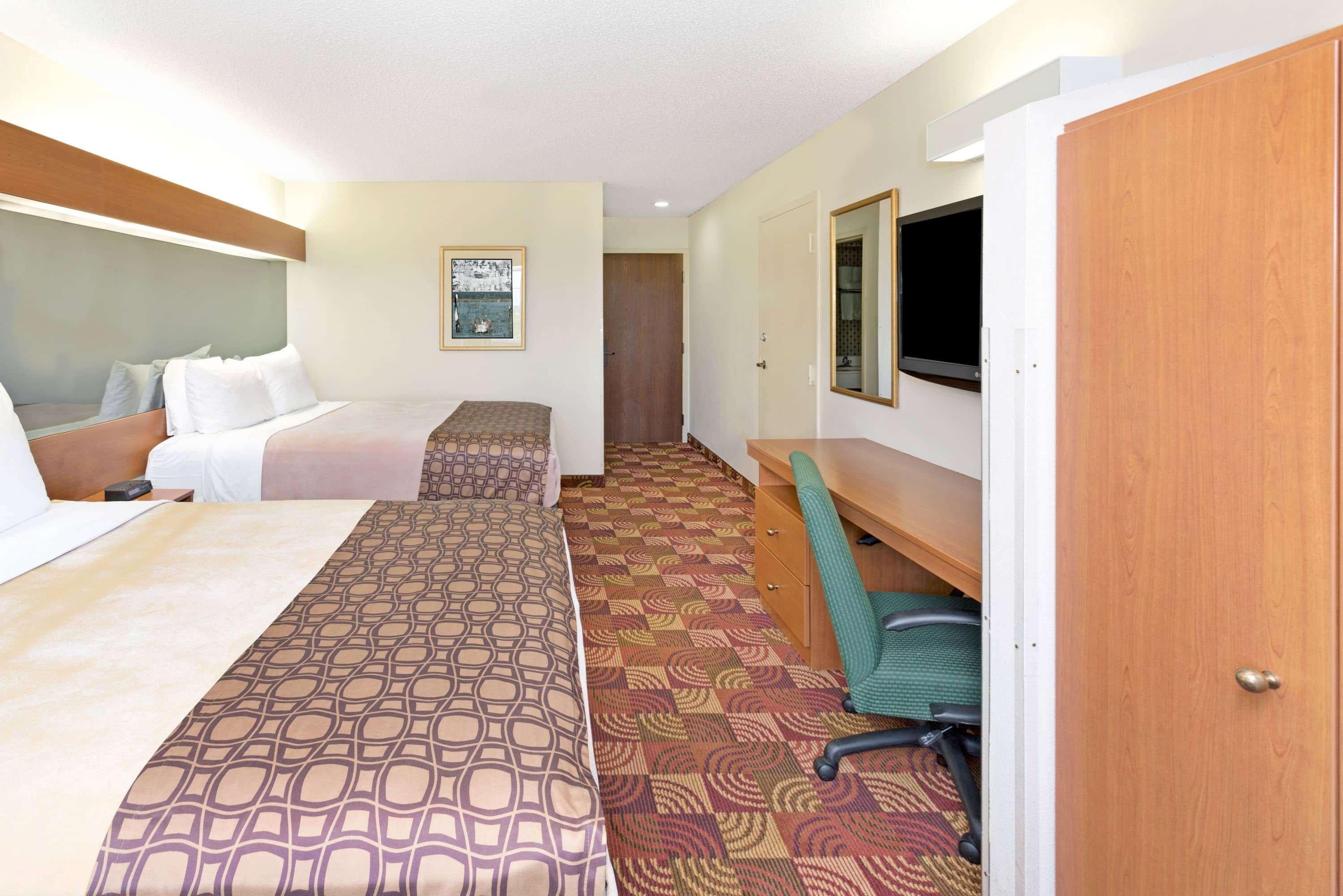Microtel Inn & Suites By Wyndham Denver Airport Exterior foto