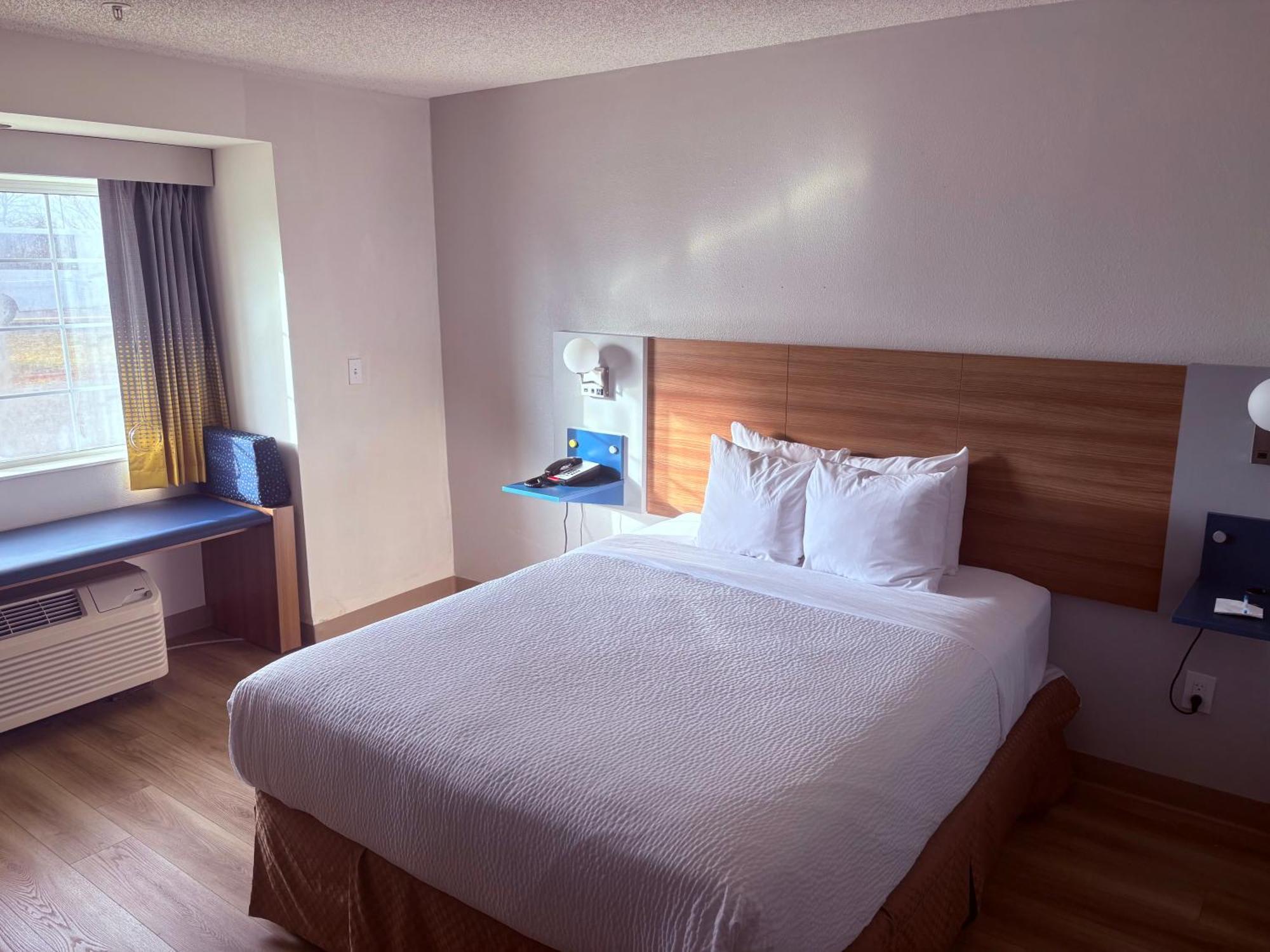 Microtel Inn & Suites By Wyndham Denver Airport Exterior foto